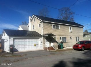 215 Keystone St, Hawley, PA 18428