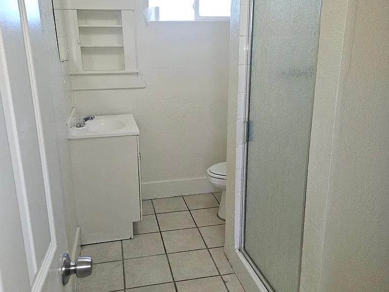 915 Tuolumne Blvd — Photo 6