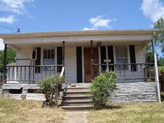 1st image of 1720 McGee St