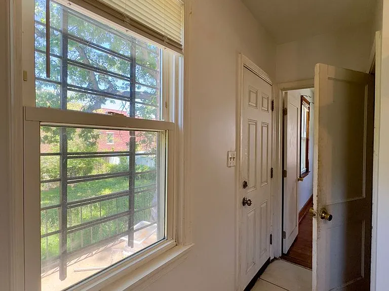 7906 Hillendale Rd — Photo 10