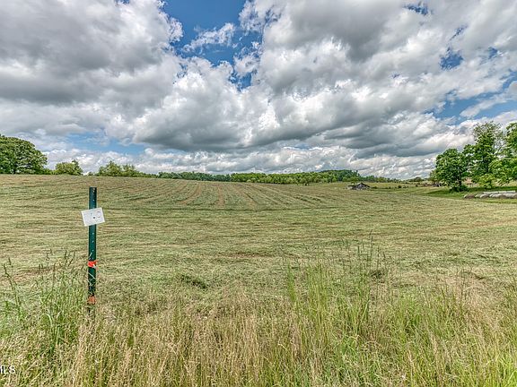 4th image of 723 Highway 44 Lot 8