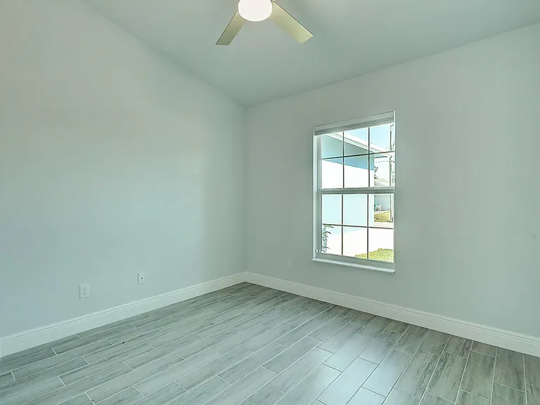2352 SW Plum Ct — Photo 29
