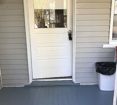 1st floor covered porch