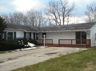 2203 Genesee St, Sterling, IL 61081