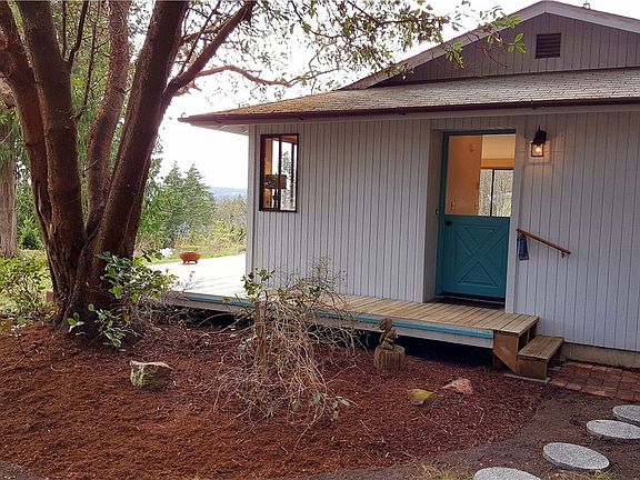 2nd image of 576 Olympic View Dr