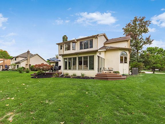 2nd image of 8838 Chateau Dr NW