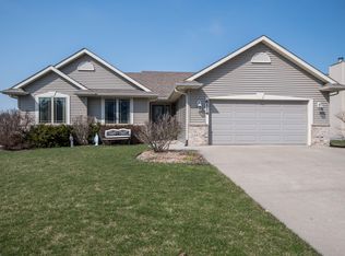 6114 Biscayne Ave, Racine, WI 53406