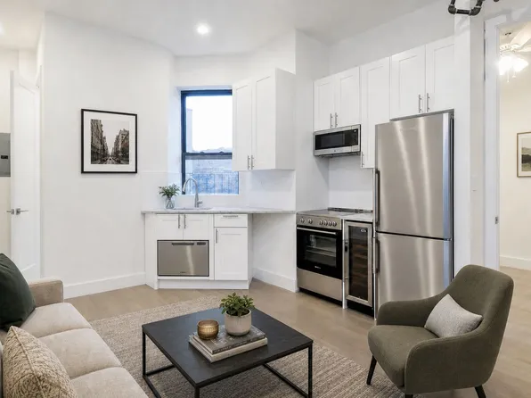 277 West 11th Street image 1 of 9