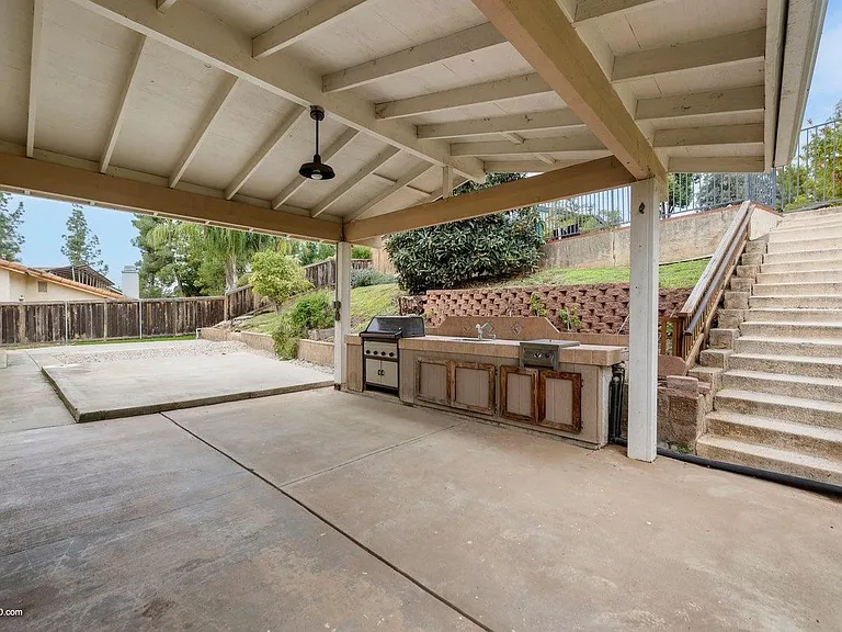 1654 Candlelight Ave — Photo 18