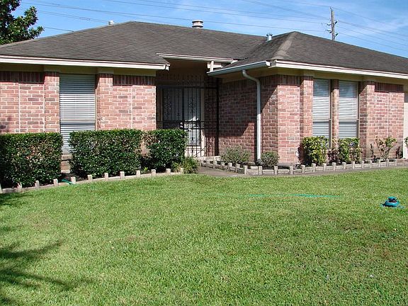 3rd image of 1111 Park Wind Dr