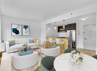 229 8th St #303, Brooklyn, NY 11211