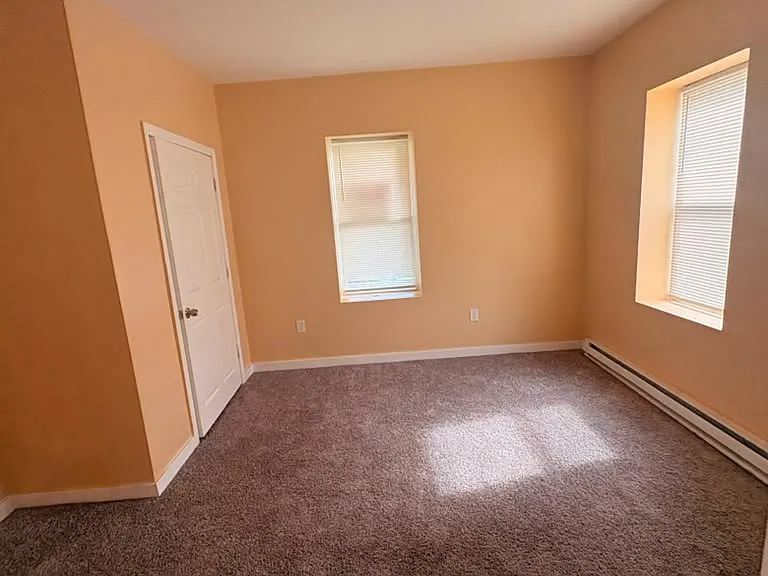 10 Union St #1 — Photo 2