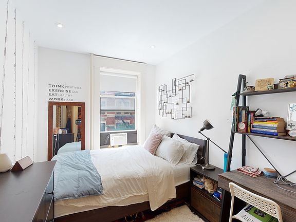 5th image of 301 W 17th St APT 3e