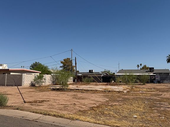 4th image of 610 W Wilson Pl