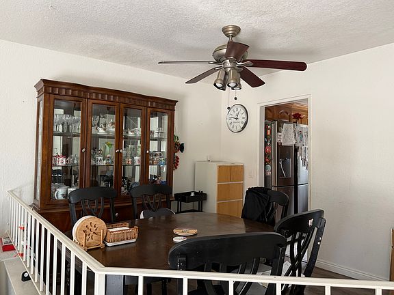 3rd image of 26009 Atherton Ave