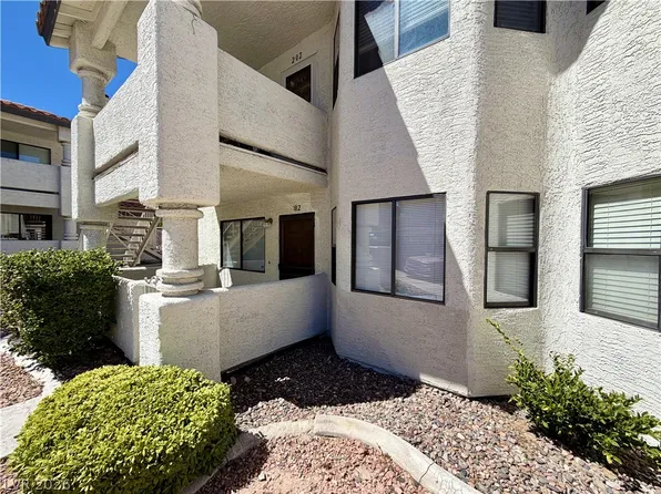2713 Otter Creek Ct APT 102, Las Vegas, NV 89117