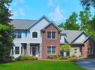 9331 Foley Xing, Fenton, MI 48430