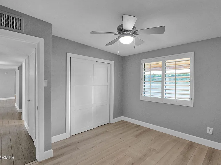 4916 E Amelia Ave — Photo 17
