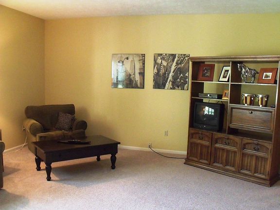 5th image of 6809 Chaffee Ct #24