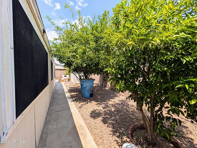 2824 W Angela Dr — Photo 64