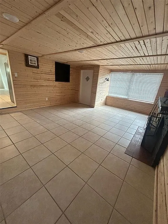 3 bed, 2.0 bath, 1263 sqft, $1,700 — Photo 3