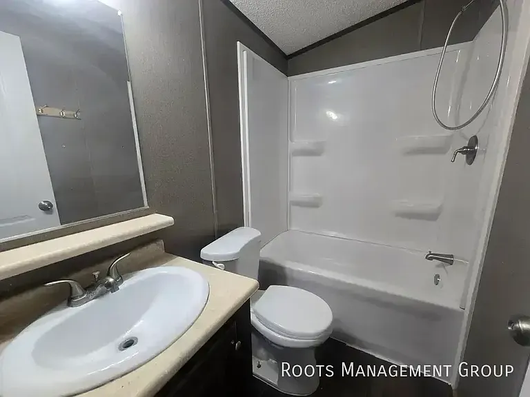 310 Scobey Ave #320 — Photo 17