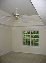4th image of 4425 Summit Heights Dr
