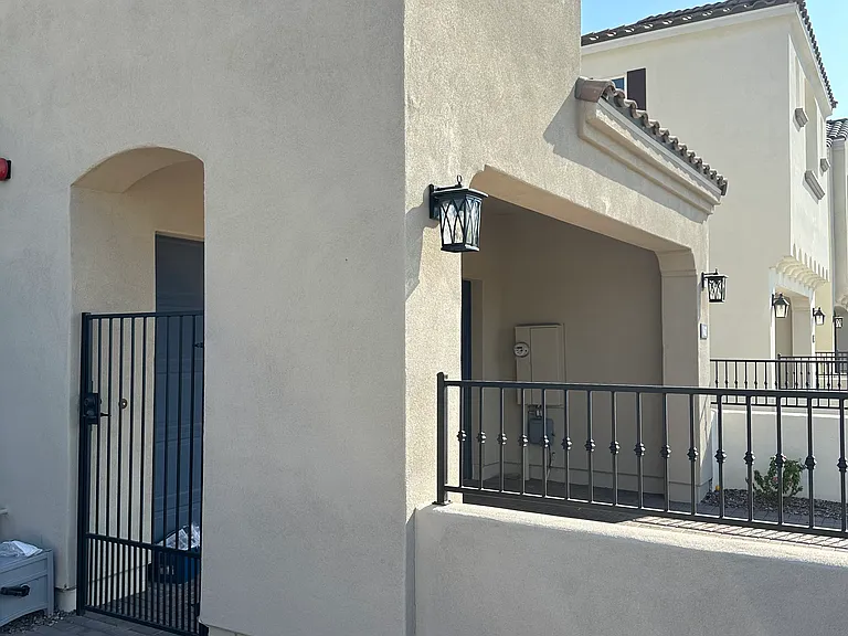 202 E Markwood Dr — Photo 8