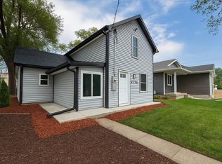 2536 Onawa St, Des Moines, IA 50317