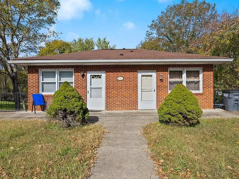 521 Hawkins Rd — Photo 1