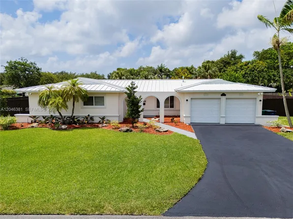 10442 SW 114th St, Miami, FL 33176