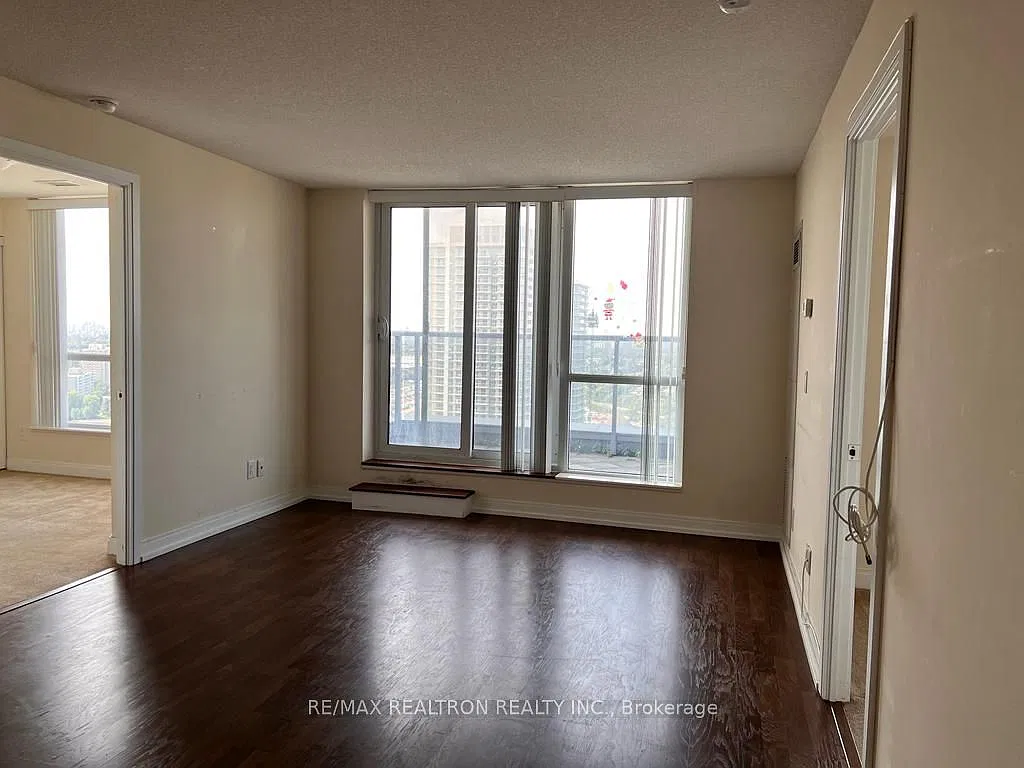 2 bed, $2,500 — Photo 4