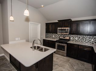 412 Scully Rd, Yukon, OK 73099