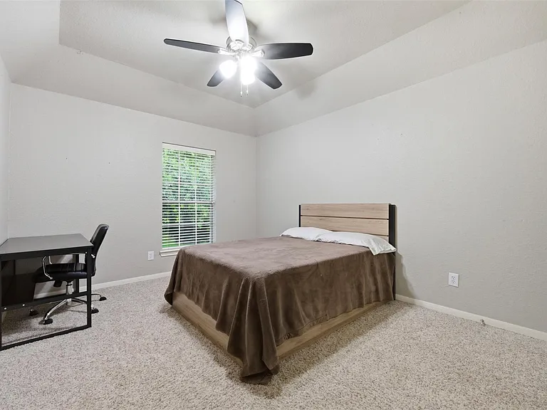 3331 Lost Maple Forest Ct — Photo 32