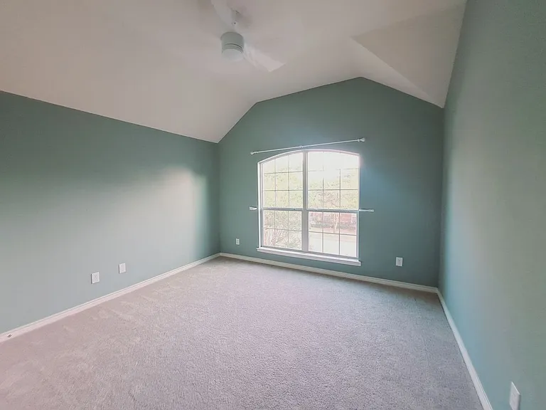 8408 Loma Alta Trl — Photo 18
