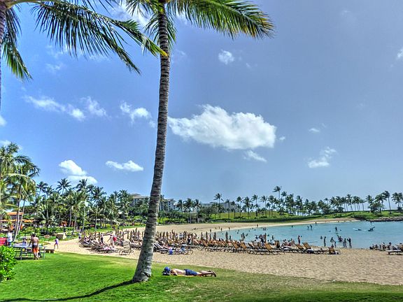 This is one of the four major beach lagoons at Koolina....you are moments away from these beach lagoons....