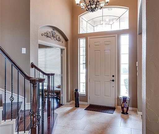 4th image of 8909 Thornway Dr