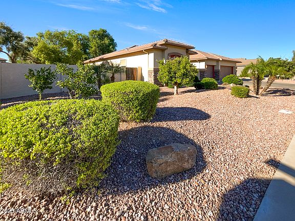5th image of 4408 E PALMDALE Lane