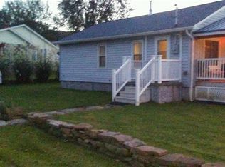 602 Dean St, Confluence, PA 15424