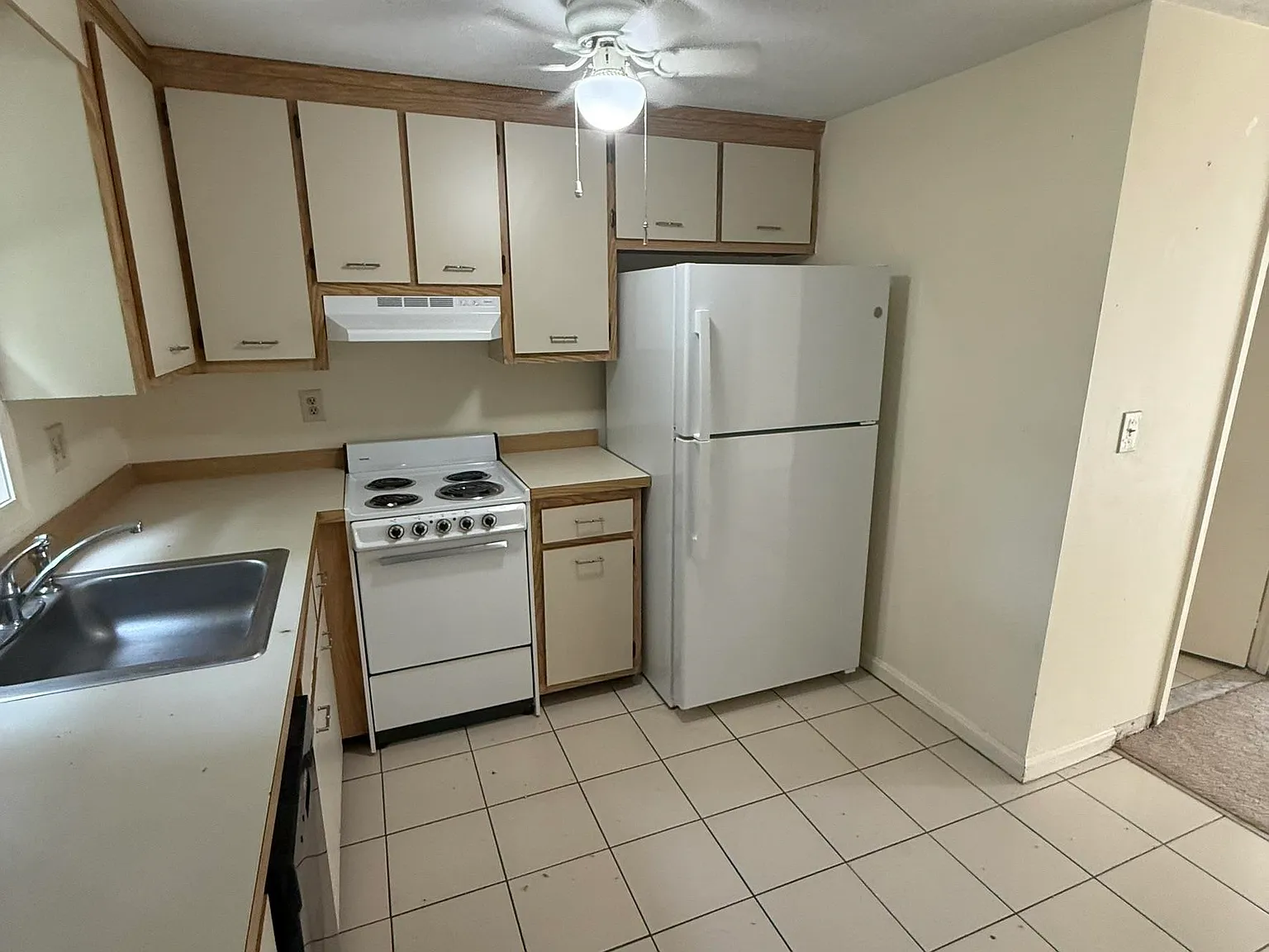 2 bed, 1.5 bath, 1000 sqft, $2,195 — Photo 3