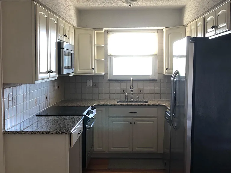 6 Wharfside Dr — Photo 7