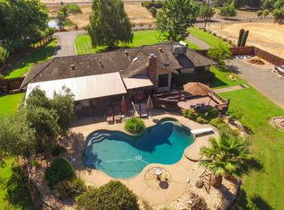 9342 Tavernor Rd, Wilton, CA 95693