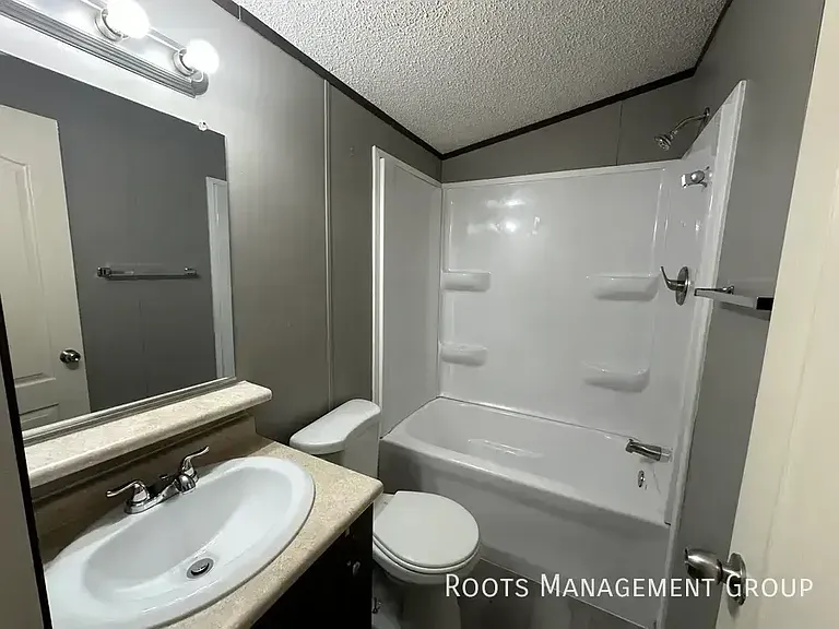 4506 N Business Highway 77 #99 — Photo 10