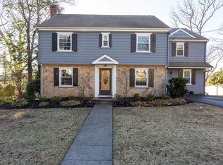 158 Hillcrest Rd, Needham, MA 02492