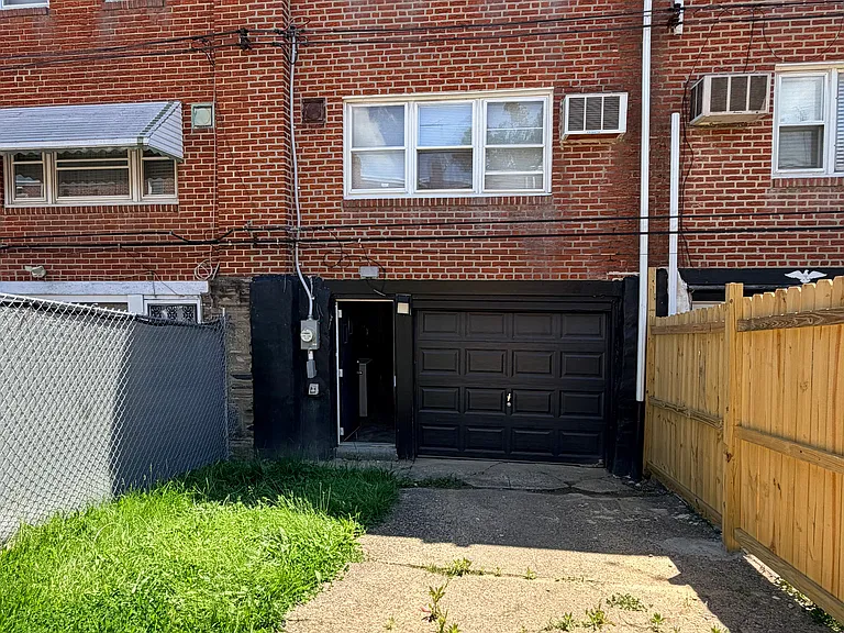 6254 Marsden St — Photo 23