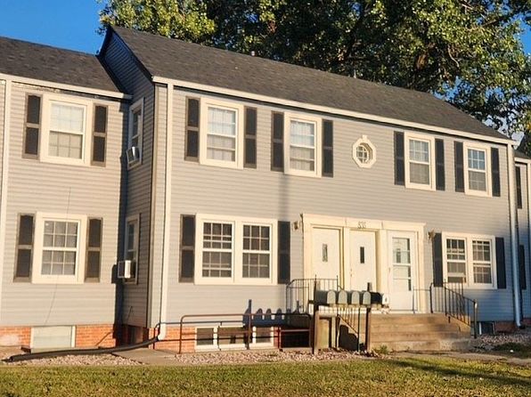 835 N Burlington Ave