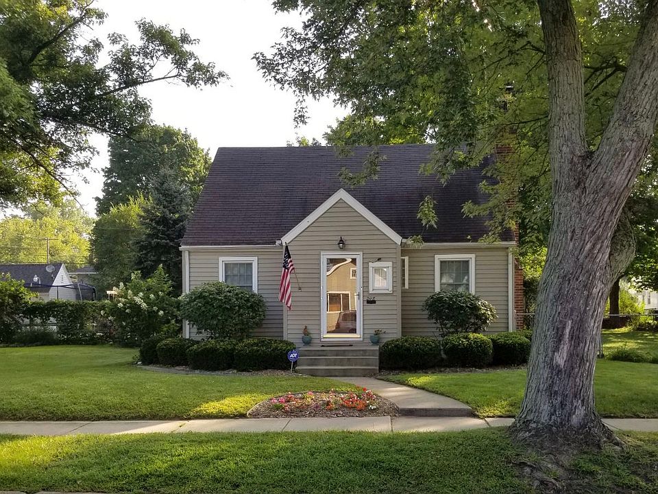 1st image of 2118 Berkley Pl
