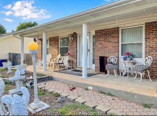 4020 E Graybridge, Saint Peters, MO 63376