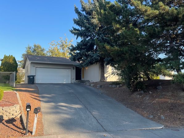 2243 S Beaumont Dr