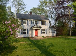 2212 Brook Dr, Kalamazoo, MI 49048